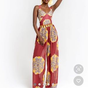 Beautiful coverup & swimsuit NWT light soft feel and elegant in appearance!